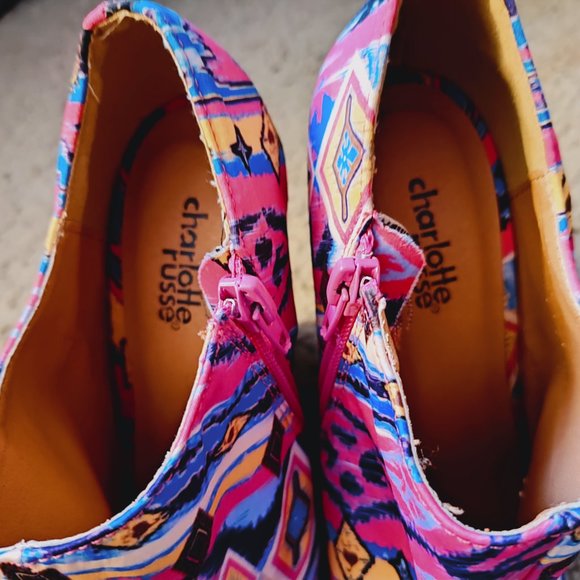 2 for 1 CHARLOTTE RUSSE AZTEC WEDGE BOOTIES - SZ 7 - Picture 6 of 16